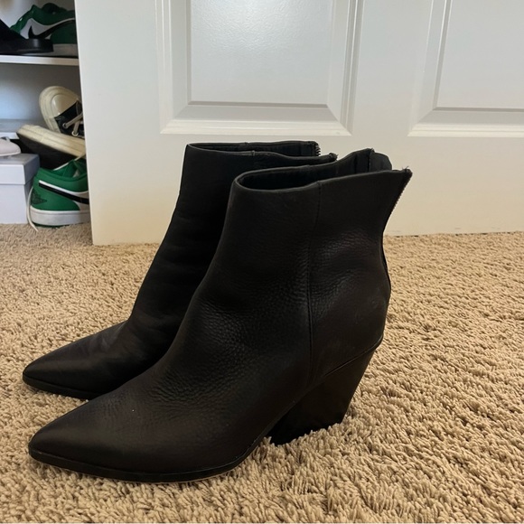 Dolce Vita black snakeskin western bootie - Picture 3 of 6